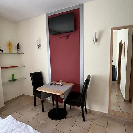 Pfaelzer Hof Hotel 3*